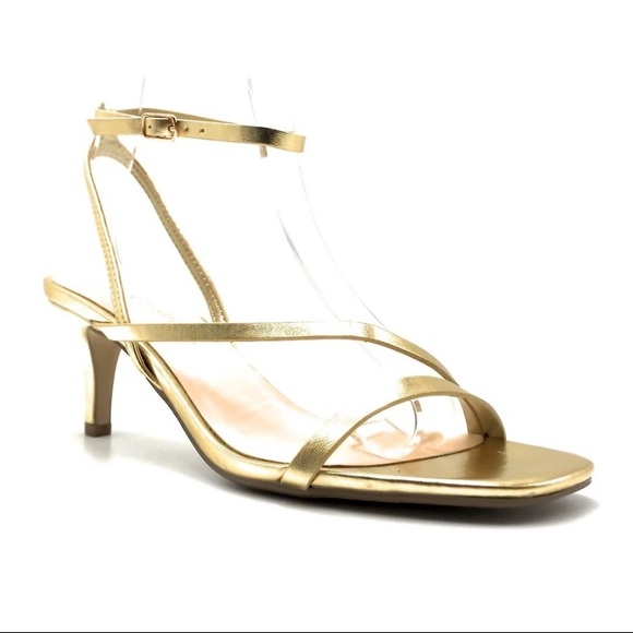 Gold Ruddock Heel - Picture 2 of 2